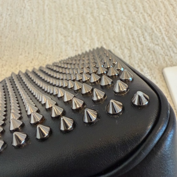 Christian Louboutin Triloubi Small Shoulder Bag Calf Leather Black - Picture 8 of 16